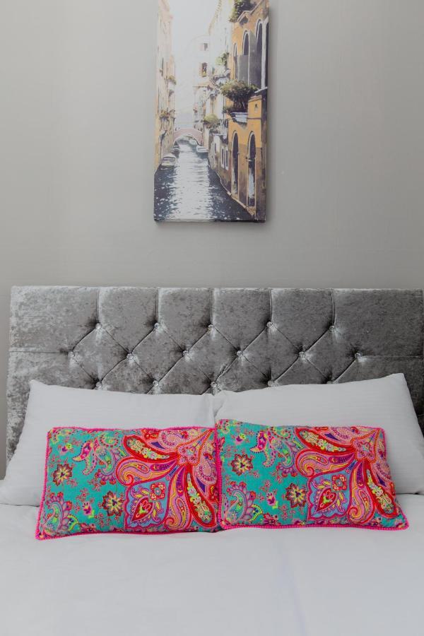 Bright & Homely City Centre Apartment Near Holyrood Эдинбург Экстерьер фото