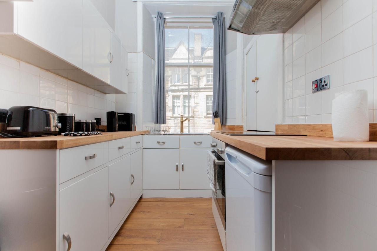 Bright & Homely City Centre Apartment Near Holyrood Эдинбург Экстерьер фото