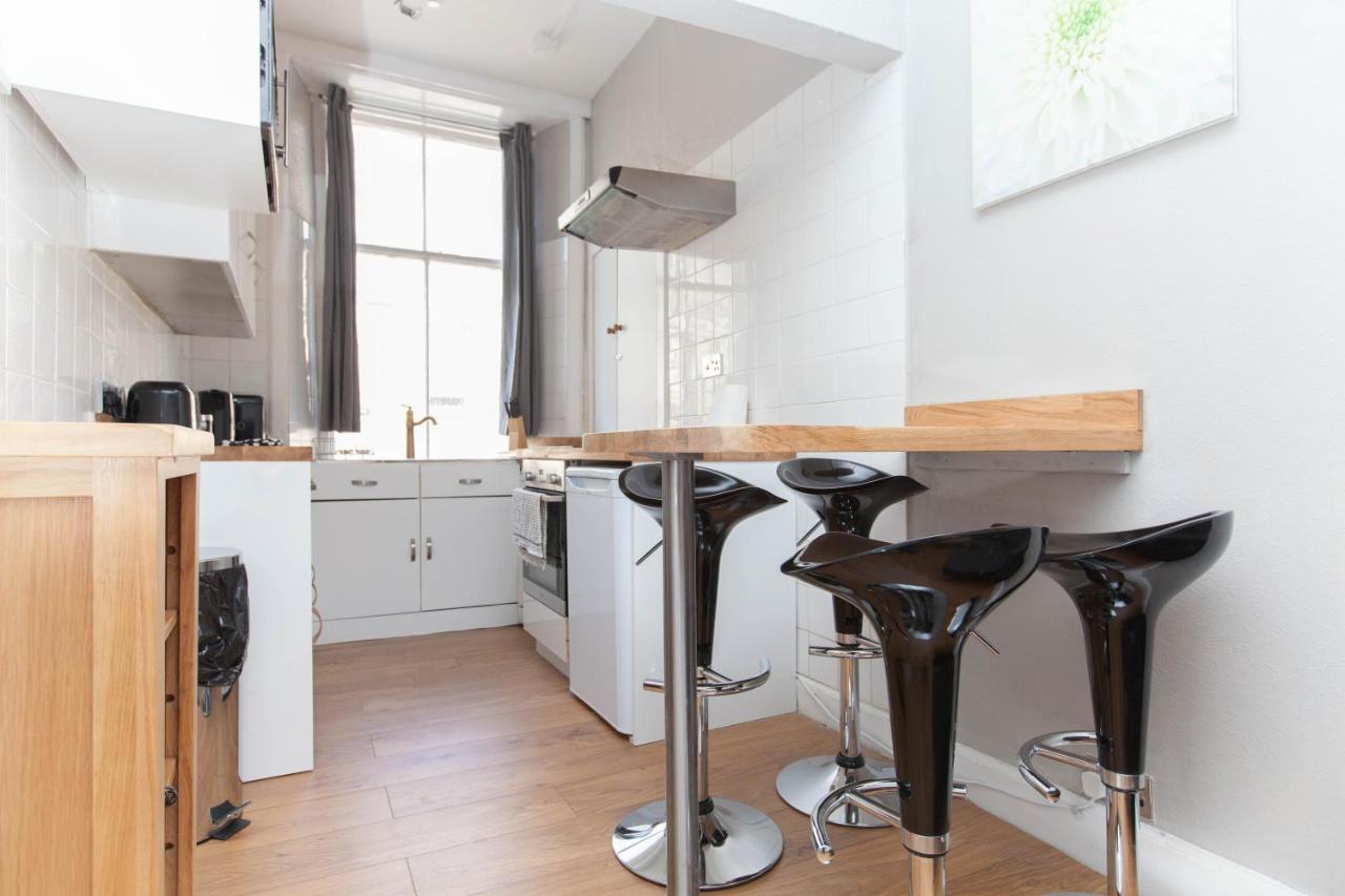 Bright & Homely City Centre Apartment Near Holyrood Эдинбург Экстерьер фото